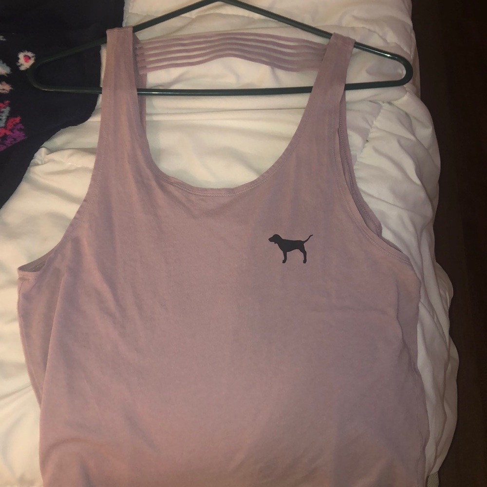 purple tank top